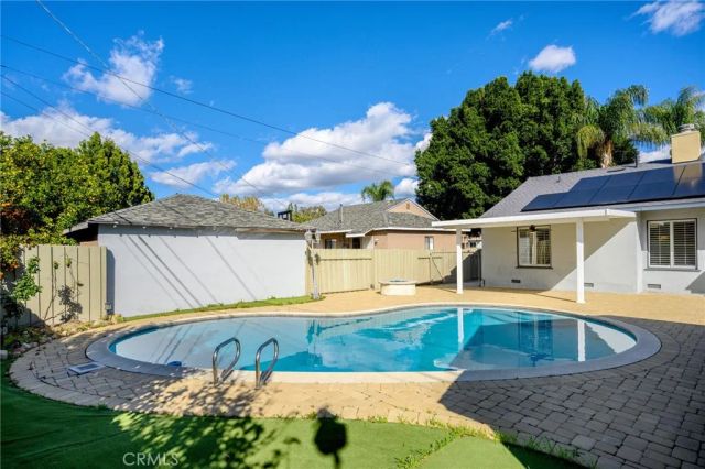 6637 Capps, Reseda, CA 91335
