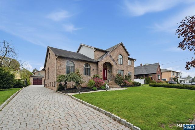 26 Madison Avenue, Hasbrouck Heights, NJ 07604