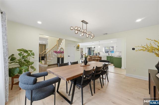 26 Madison Avenue, Hasbrouck Heights, NJ 07604