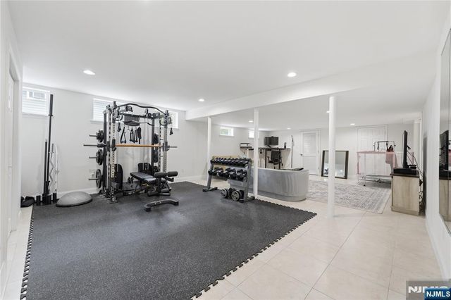 26 Madison Avenue, Hasbrouck Heights, NJ 07604