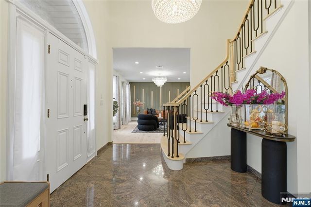 26 Madison Avenue, Hasbrouck Heights, NJ 07604