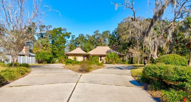 1811 E SPRUCE CREEK BOULEVARD, Port Orange, FL 32128