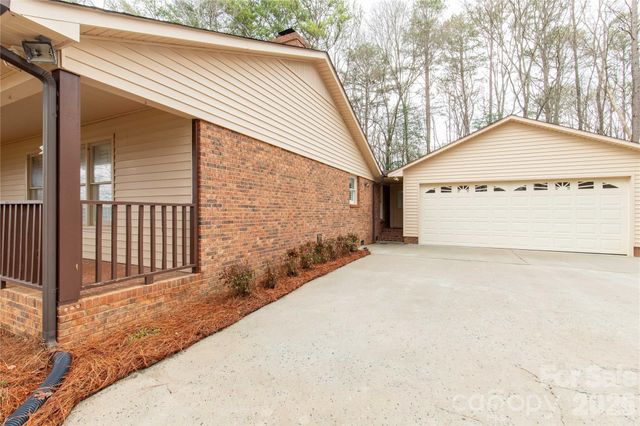 721 Clarendon Drive, Lancaster, SC 29720