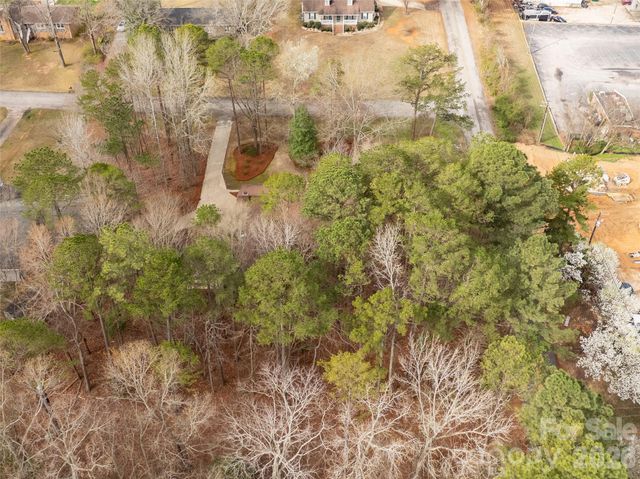 721 Clarendon Drive, Lancaster, SC 29720