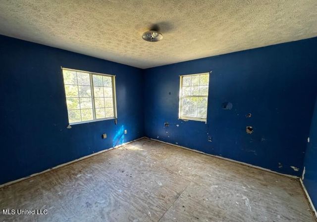 122 Hull Drive, Magee, MS 39111