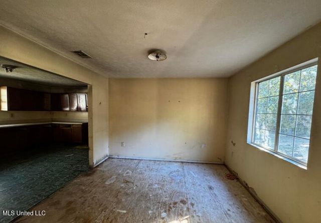 122 Hull Drive, Magee, MS 39111