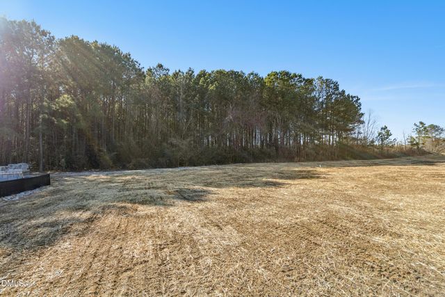 130 Bryant Farm Drive, Selma, NC 27576