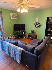 129 Quaker Highway 17A, Uxbridge, MA 01569