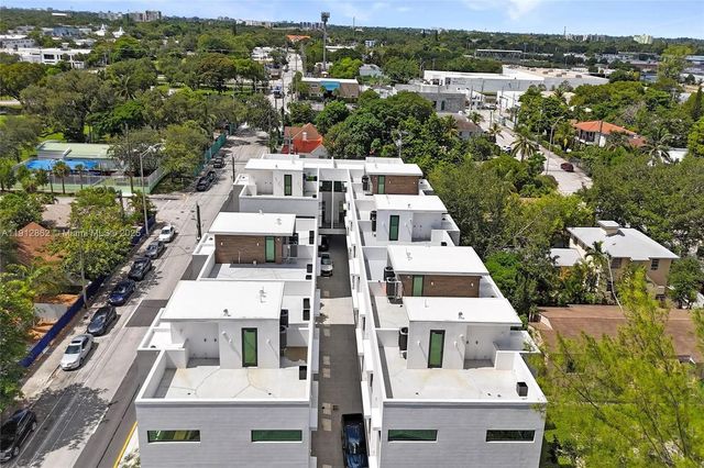 515 NE 61st St, Miami, FL 33137