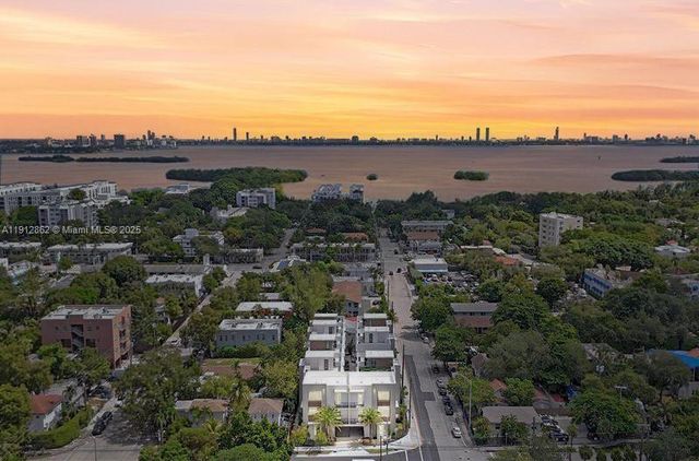 515 NE 61st St, Miami, FL 33137