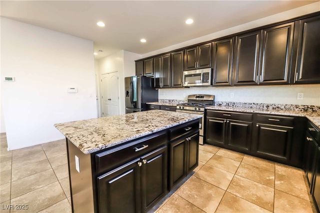 10723 CENTERVILLE BAY Court, Las Vegas, NV 89179