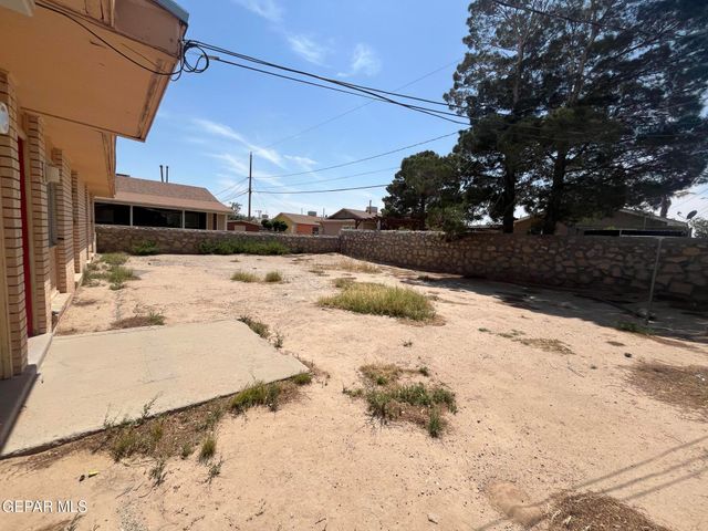 249 MECCA Drive, El Paso, TX 79907