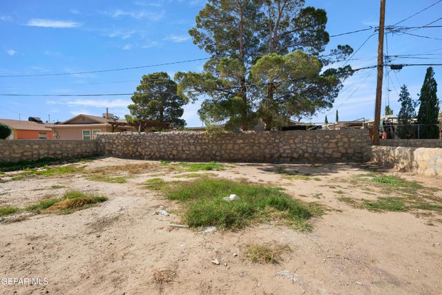 249 MECCA Drive, El Paso, TX 79907