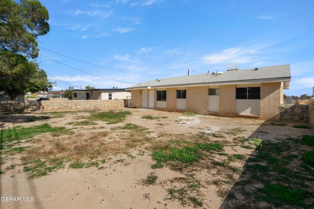 249 MECCA Drive, El Paso, TX 79907