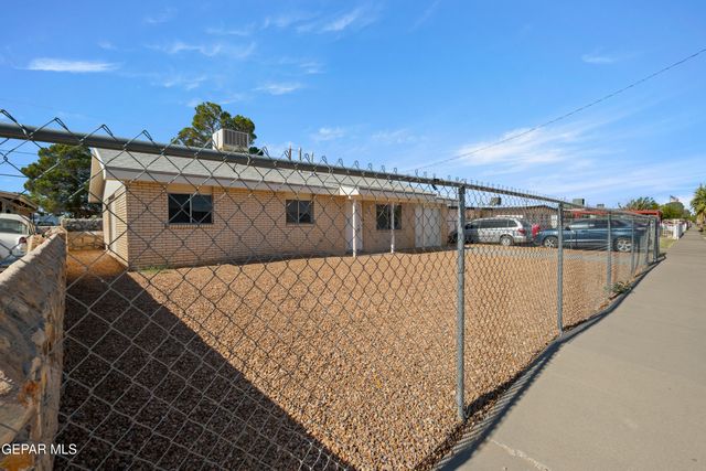 249 MECCA Drive, El Paso, TX 79907