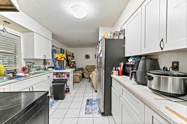 2531 Doral Way, Riviera Beach, FL 33407