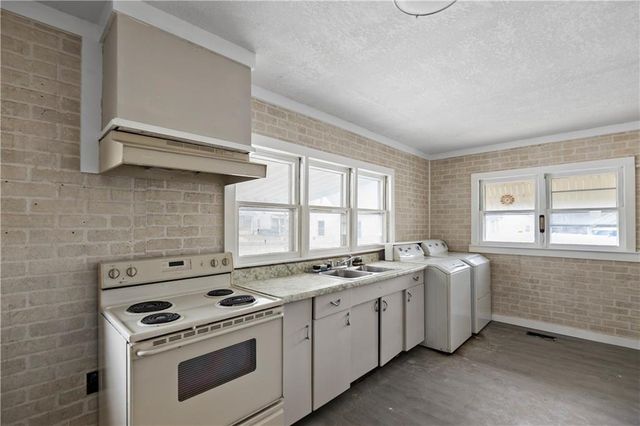 507 E 9th Street, Trenton, MO 64683