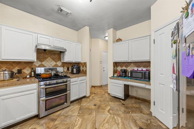 801 Brown DR, Pflugerville, TX 78660