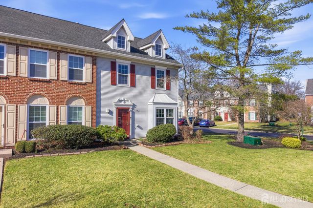 1 Dartmouth Way, North Brunswick, NJ 08902