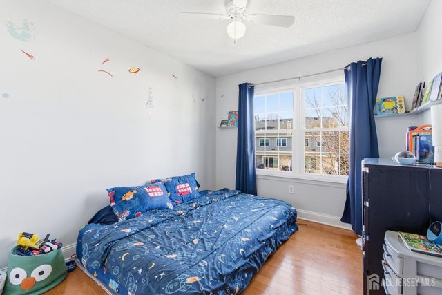 1 Dartmouth Way, North Brunswick, NJ 08902