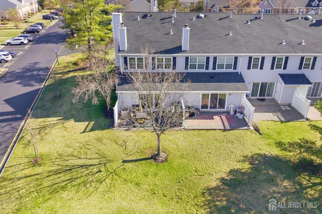 1 Dartmouth Way, North Brunswick, NJ 08902