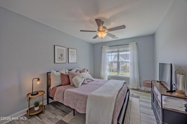 1007 Meridian Drive, Sneads Ferry, NC 28460