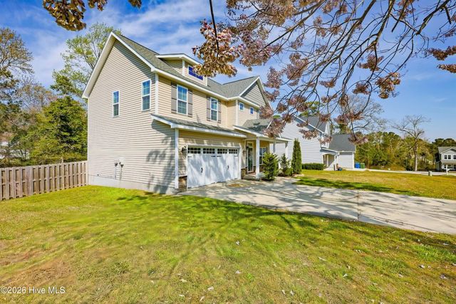 1007 Meridian Drive, Sneads Ferry, NC 28460