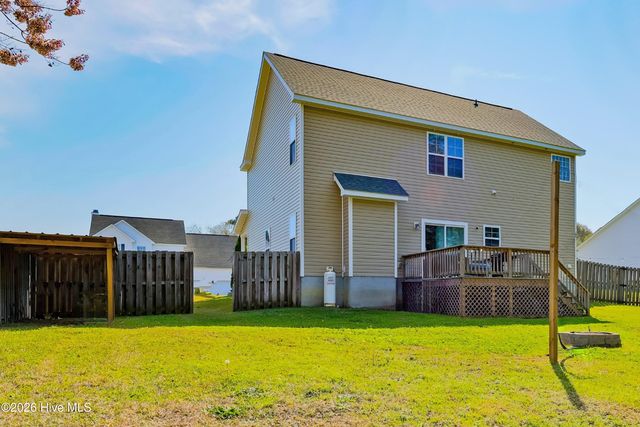 1007 Meridian Drive, Sneads Ferry, NC 28460