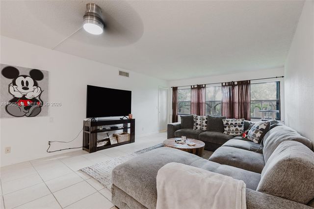 2906 SW 21st Ter 312D, Delray Beach, FL 33445