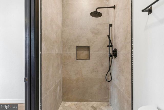 1938 ANNIN ST, Philadelphia, PA 19146