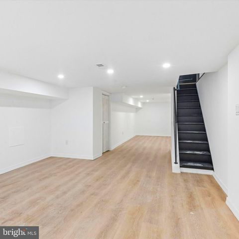 1938 ANNIN ST, Philadelphia, PA 19146