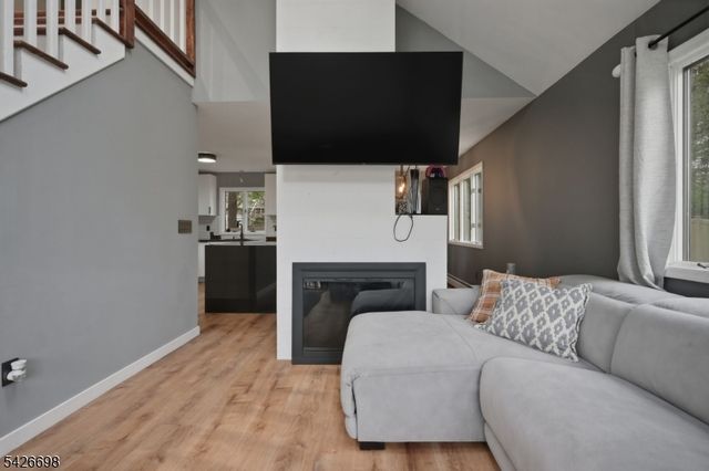 30 Eatontown Rd, West Milford Twp., NJ 07421