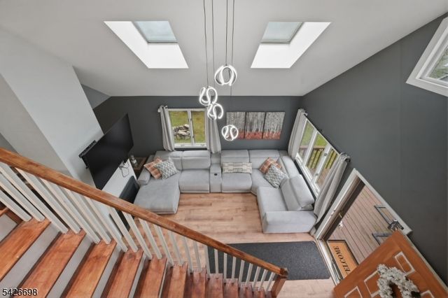 30 Eatontown Rd, West Milford Twp., NJ 07421