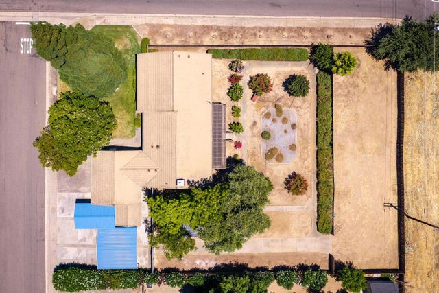 10012 Plaza De Oro Dr, Oakdale, CA 95361