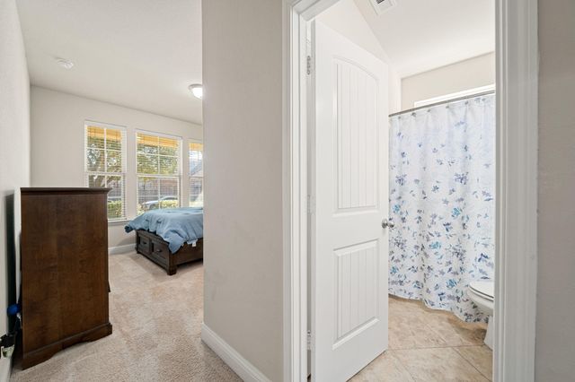 1610 Golden Taylor Drive, Pearland, TX 77581