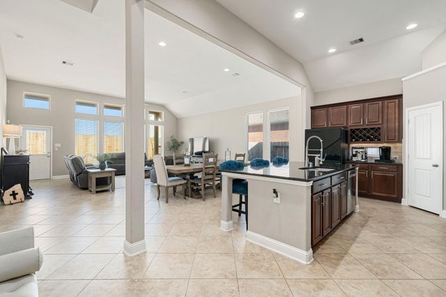 1610 Golden Taylor Drive, Pearland, TX 77581