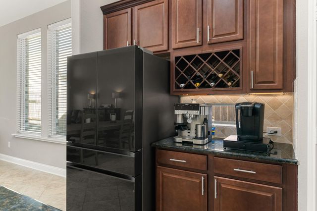 1610 Golden Taylor Drive, Pearland, TX 77581