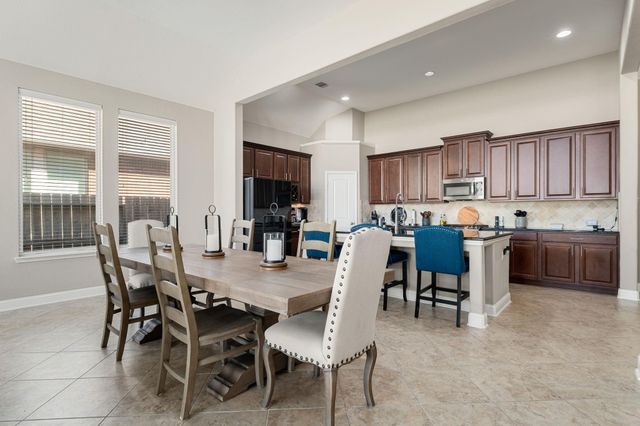 1610 Golden Taylor Drive, Pearland, TX 77581