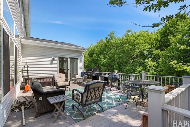 4570 Loyola Drive, Mchenry, IL 60050