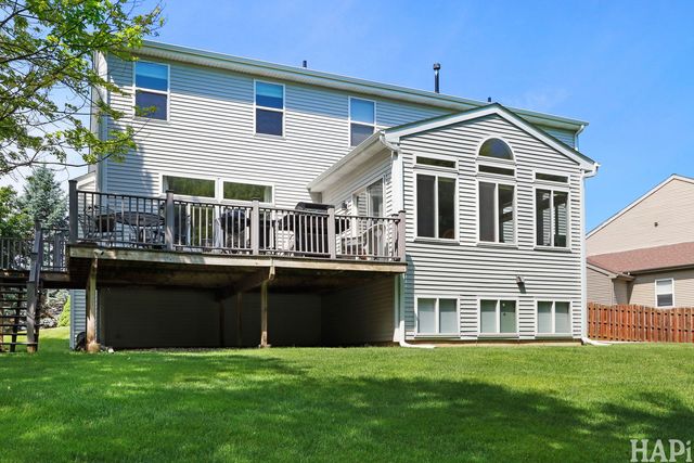 4570 Loyola Drive, Mchenry, IL 60050