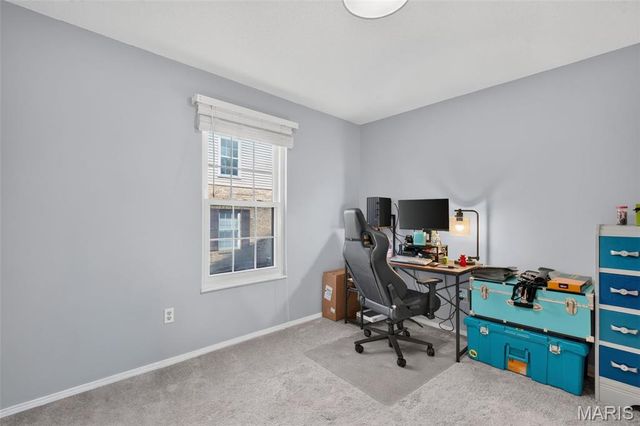 2542 Creve Coeur Mill Road 1, Maryland Heights, MO 63043