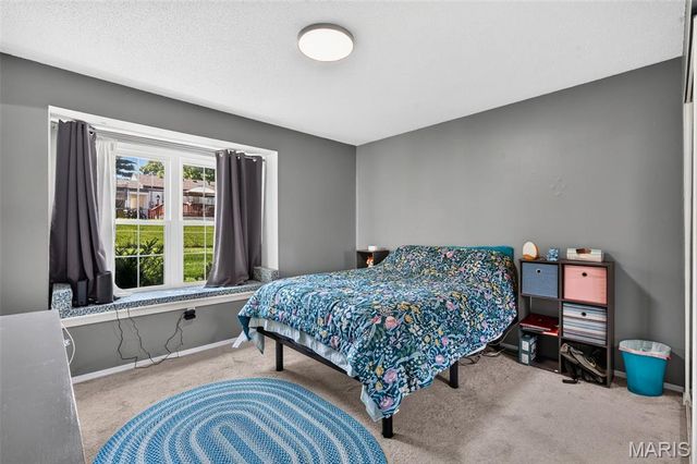 2542 Creve Coeur Mill Road 1, Maryland Heights, MO 63043