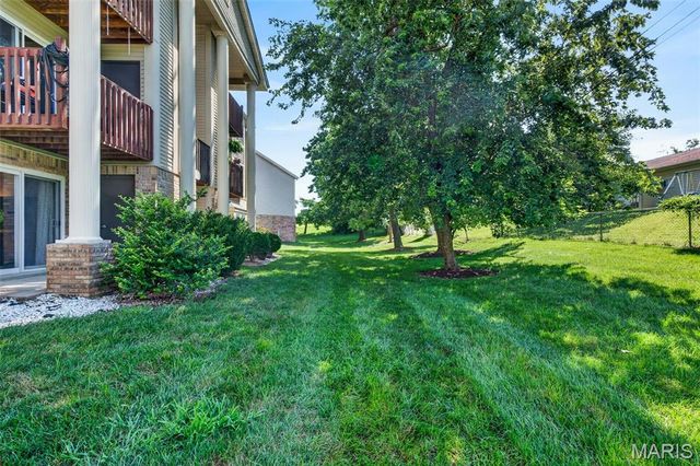 2542 Creve Coeur Mill Road 1, Maryland Heights, MO 63043