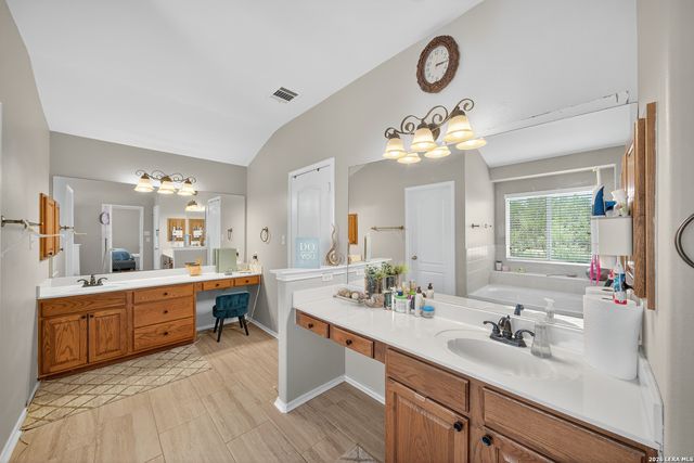 22814 Bengal Brk, San Antonio, TX 78260