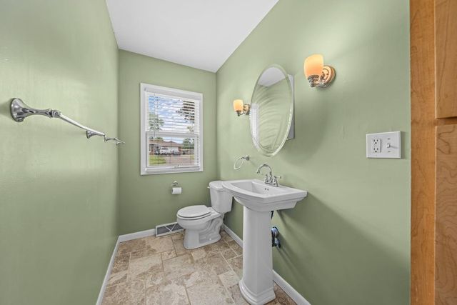 516 Gray Street, Hudson, WI 54016