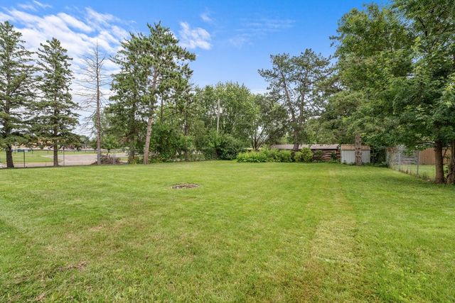 516 Gray Street, Hudson, WI 54016