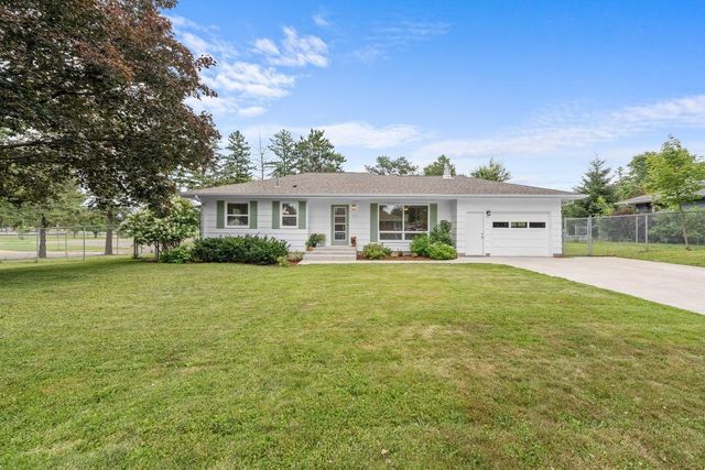516 Gray Street, Hudson, WI 54016