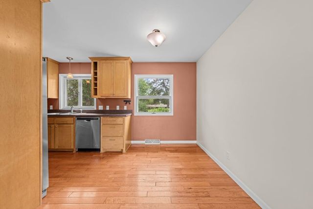 516 Gray Street, Hudson, WI 54016