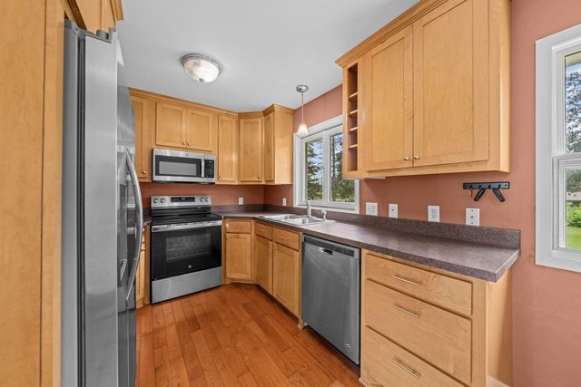 516 Gray Street, Hudson, WI 54016
