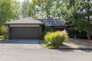 65 Fairway Drive, Bella Vista, AR 72714